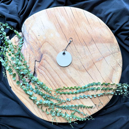 Single Karvable Pendant / Coin